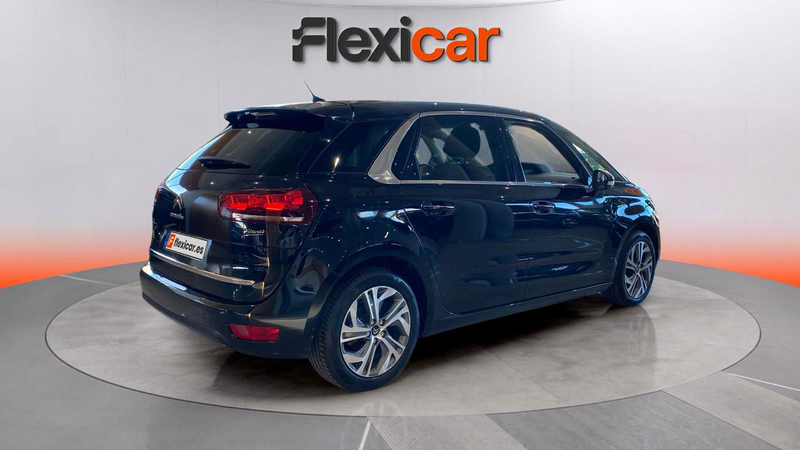 https://cdn-flexicar.caraffinity.it/public_appraisal_images_pro/images/stock/189578/Wta9nc6Qvp__WhatsApp Image 2025-09-23 at 19.28.01 (9).jpeg